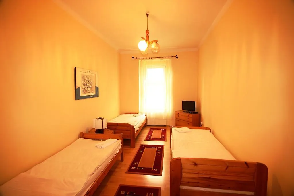 Pension Berg Prague 3*,